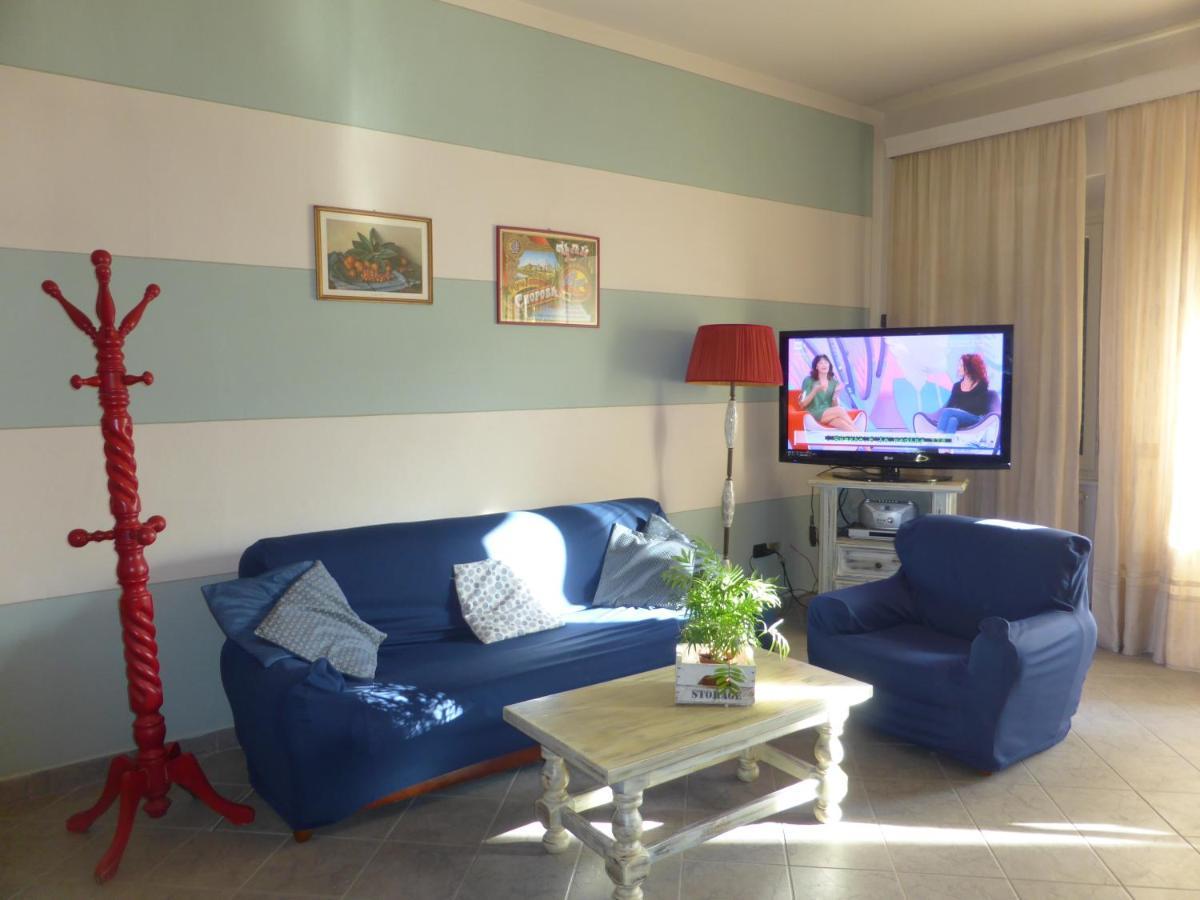Il Casale Apartment Лука Екстериор снимка